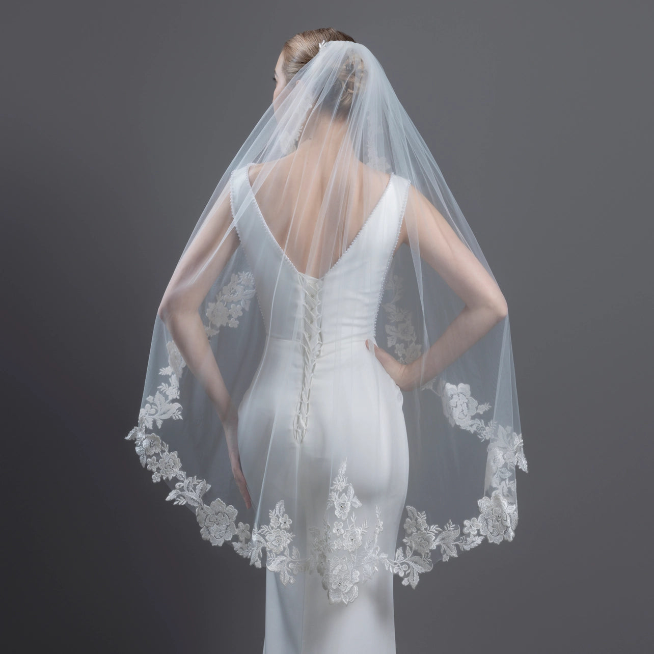Floral Vine Embroidered Lace Bridal Veil 42" X 72"- Ivory