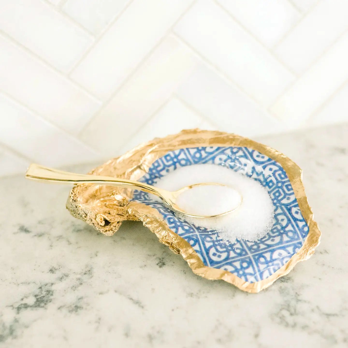 The Amalfi Collection Oyster Shell Plate