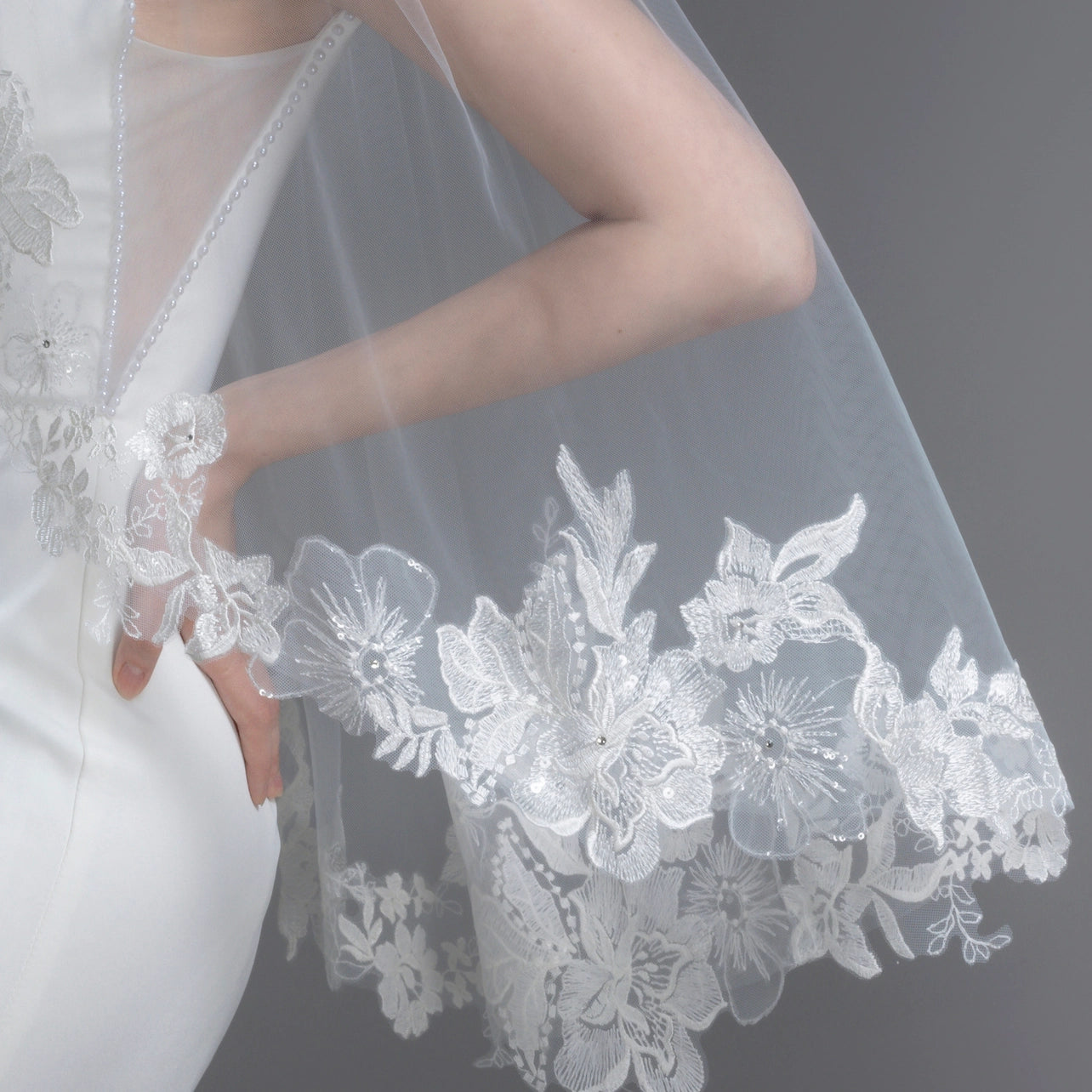 Floral Embroidered Lace Bridal Veil 30" X 60" - Ivory