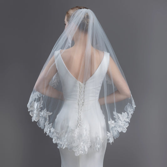 Floral Embroidered Lace Bridal Veil 30" X 60" - Ivory