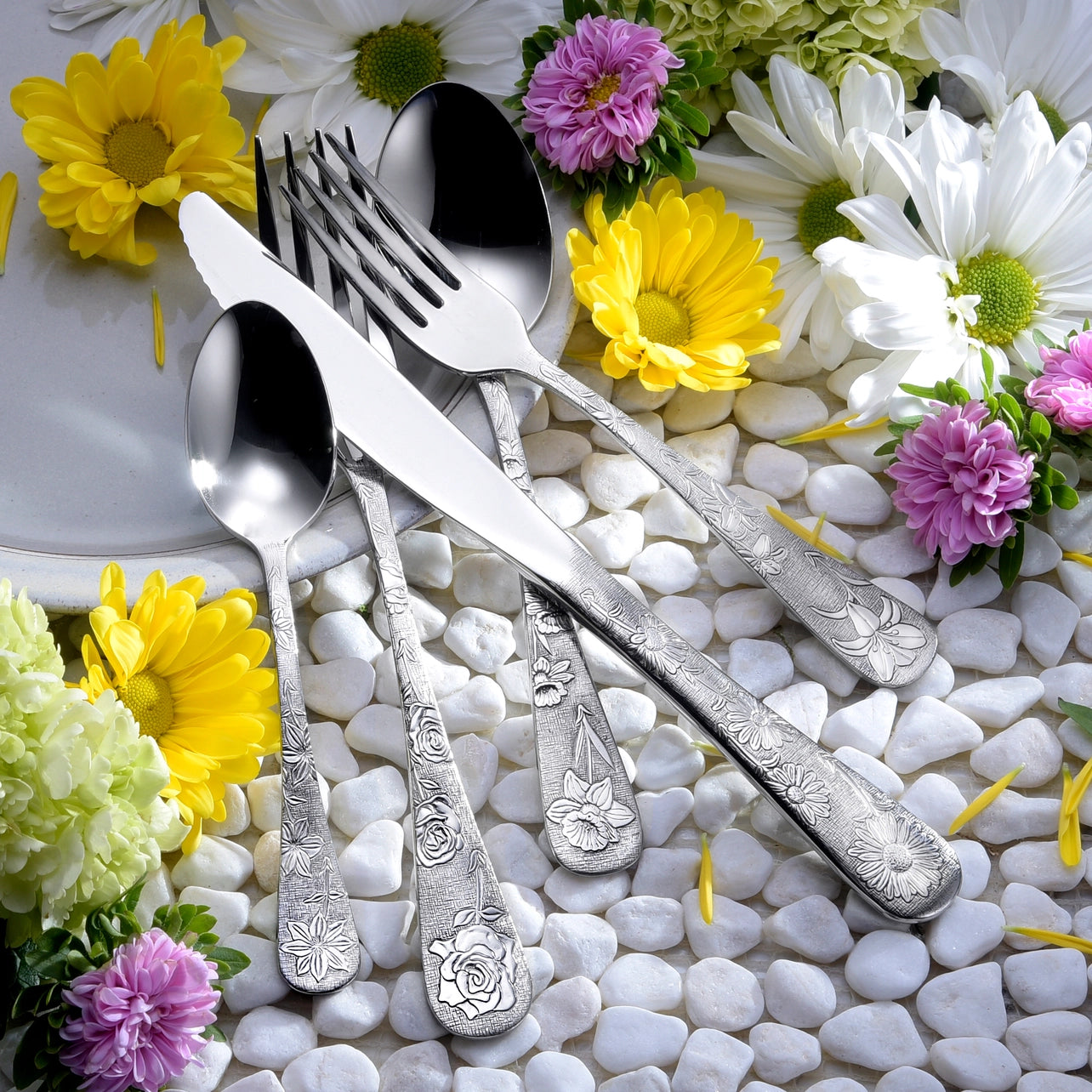 American Garden Flatware 40pc Place Setting