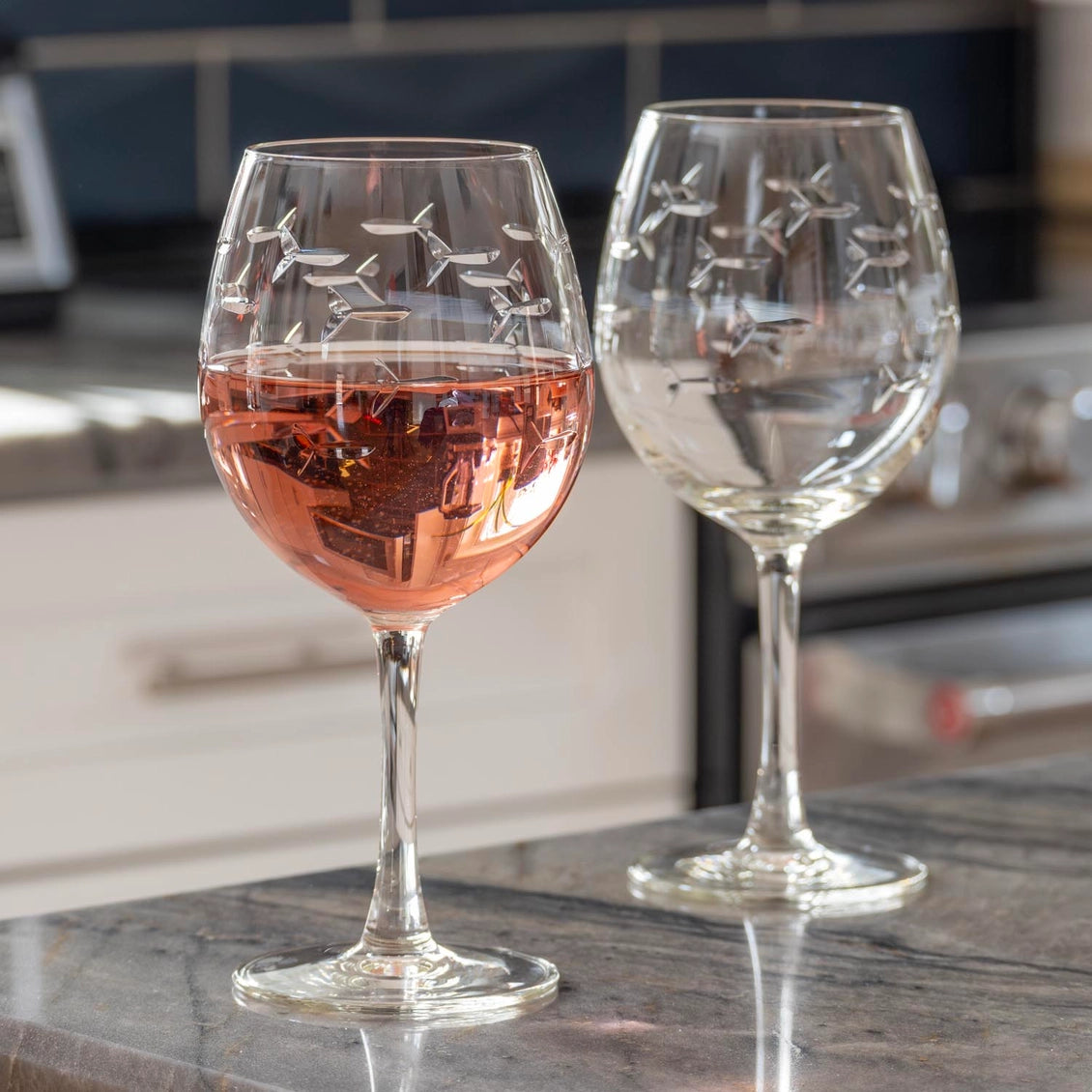 School of Fish 18oz Balloon Red Wine Glass Set of 4