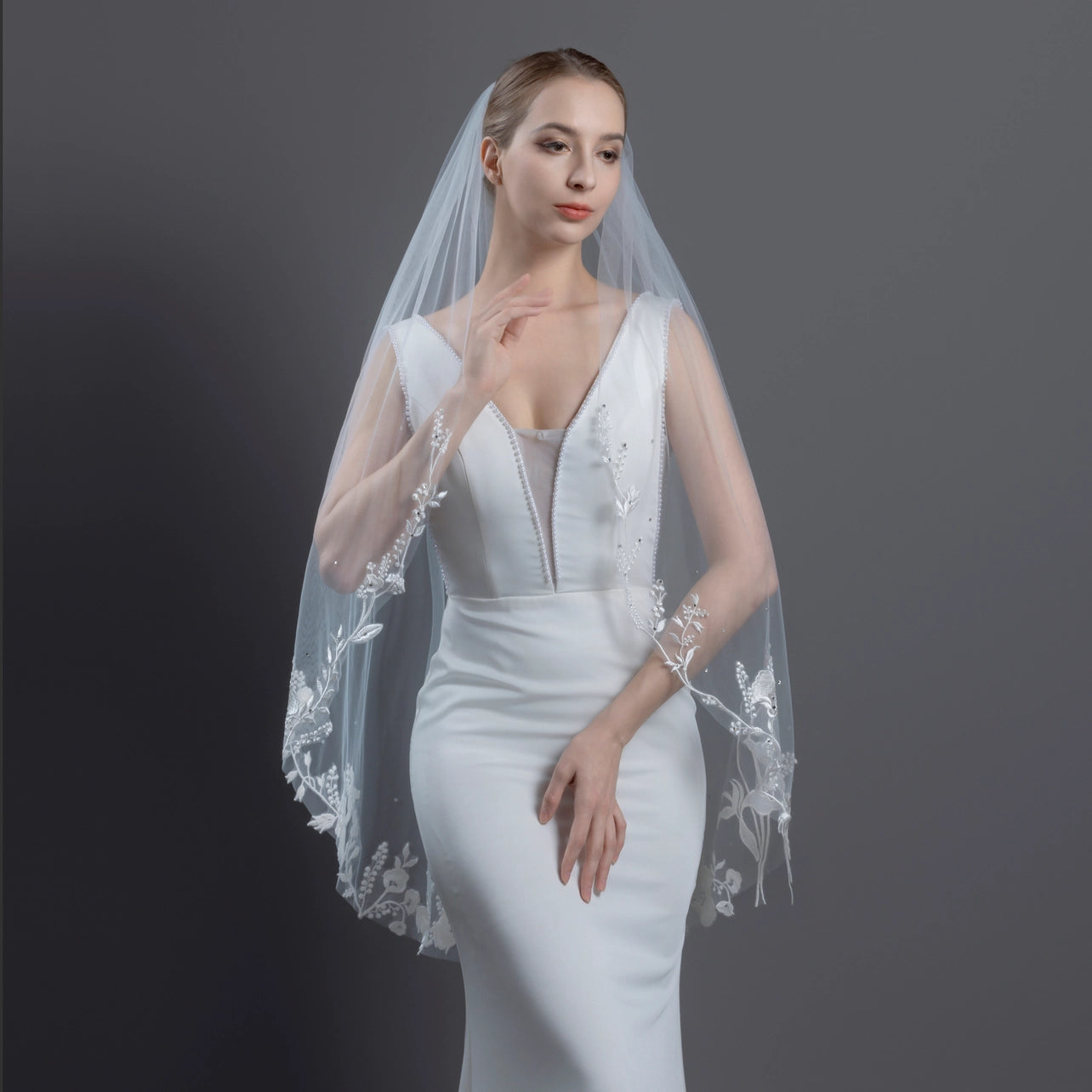 Floral Embroidered Lace Crystals Bridal Veil 42" X 60" - Ivory