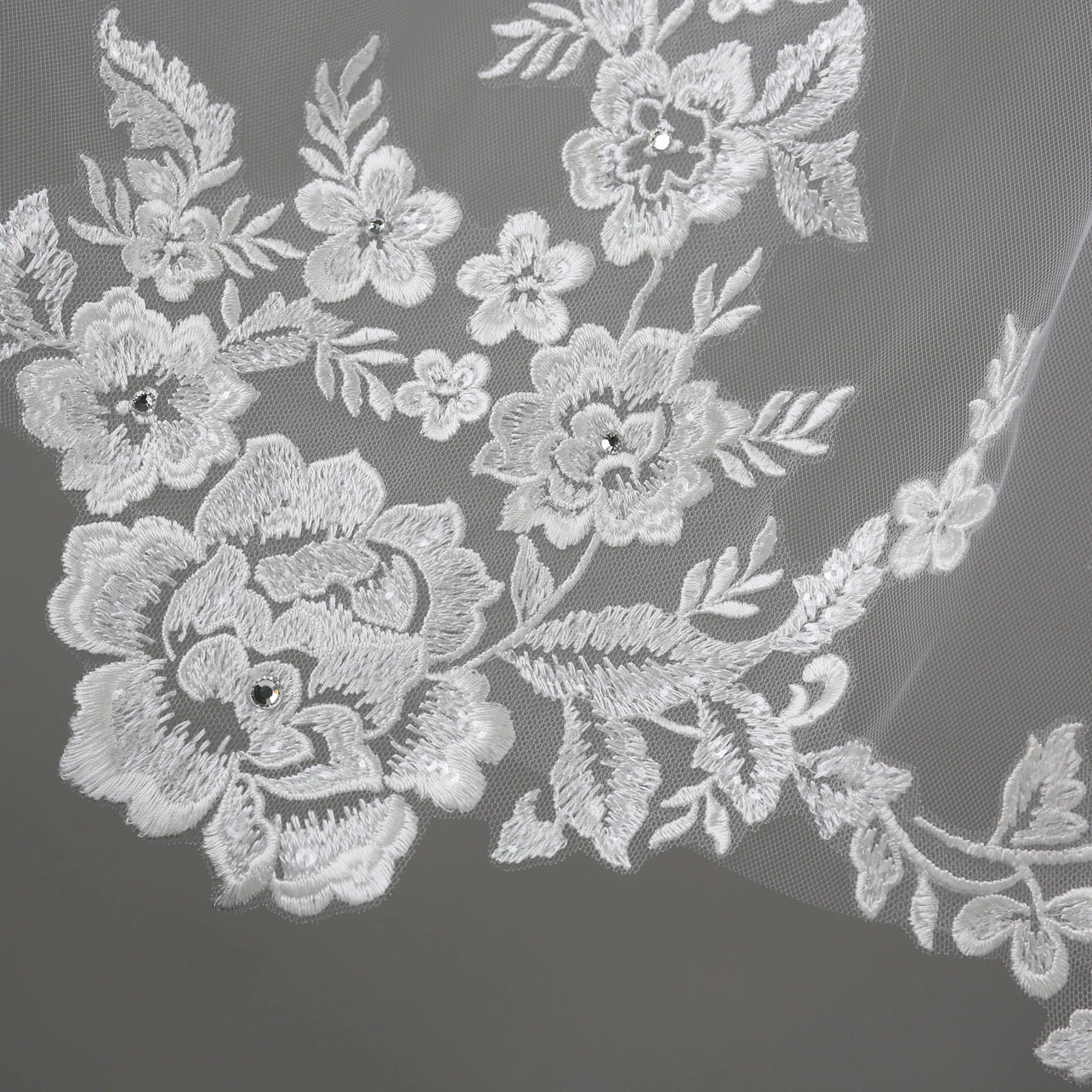 Floral Vine Embroidered Lace Bridal Veil 42" X 72"- Ivory