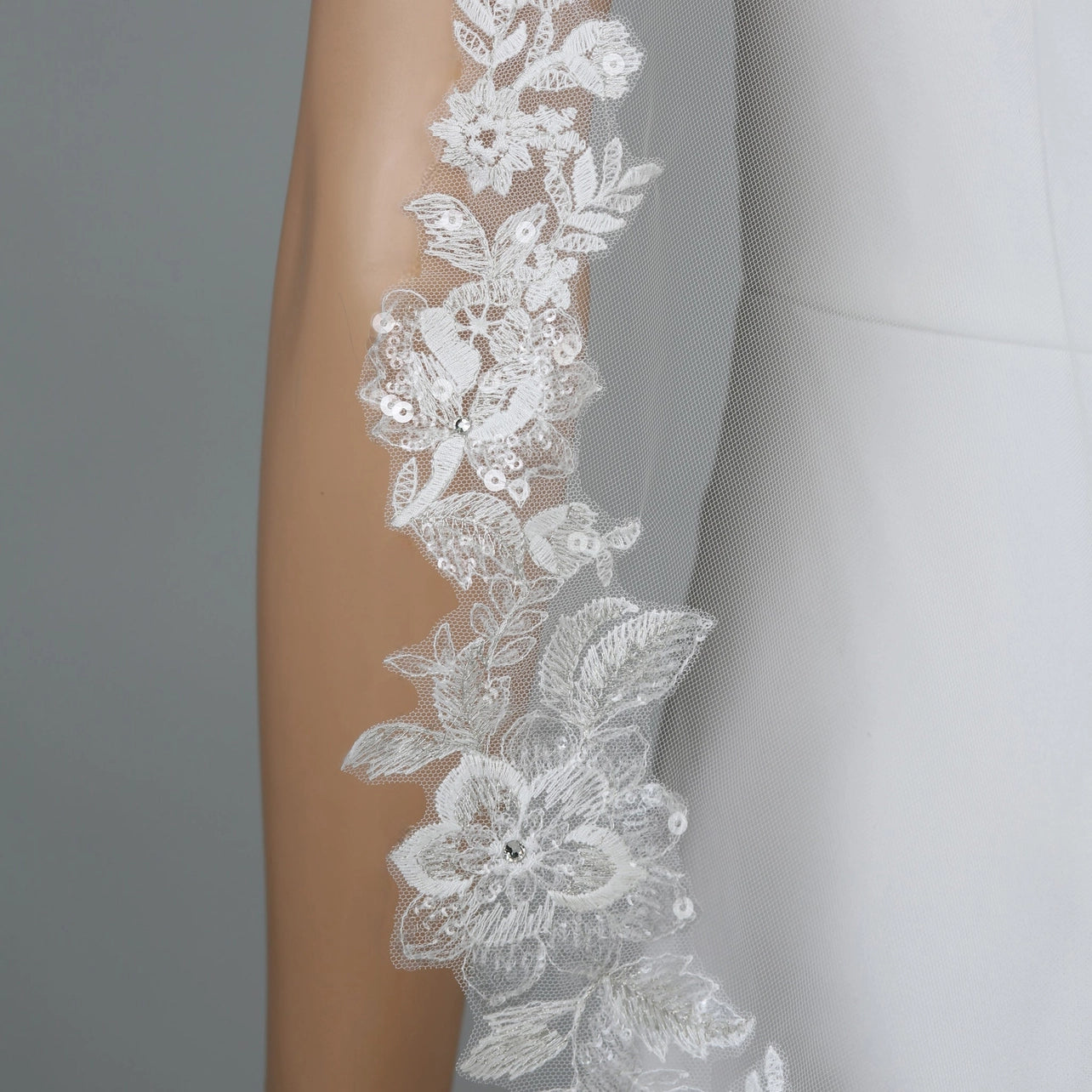 Floral Vine Embroidered Lace Bridal Veil 42" X 60" - Ivory
