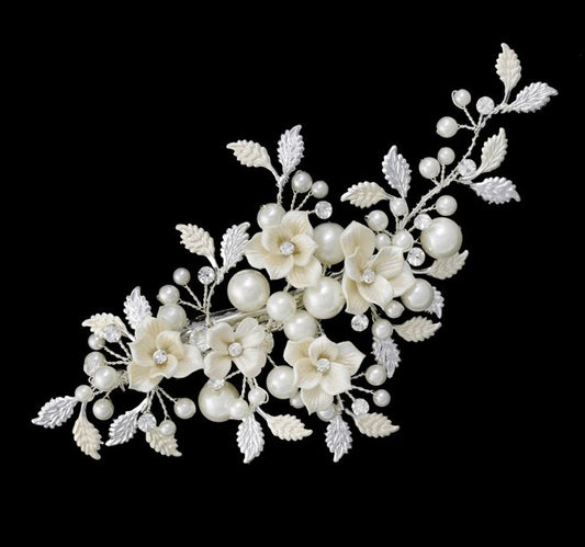 "Evie" Flower, Leaf and Pearl Hair Clip