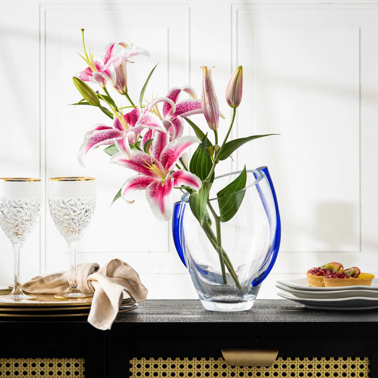 Vases & Table Decor