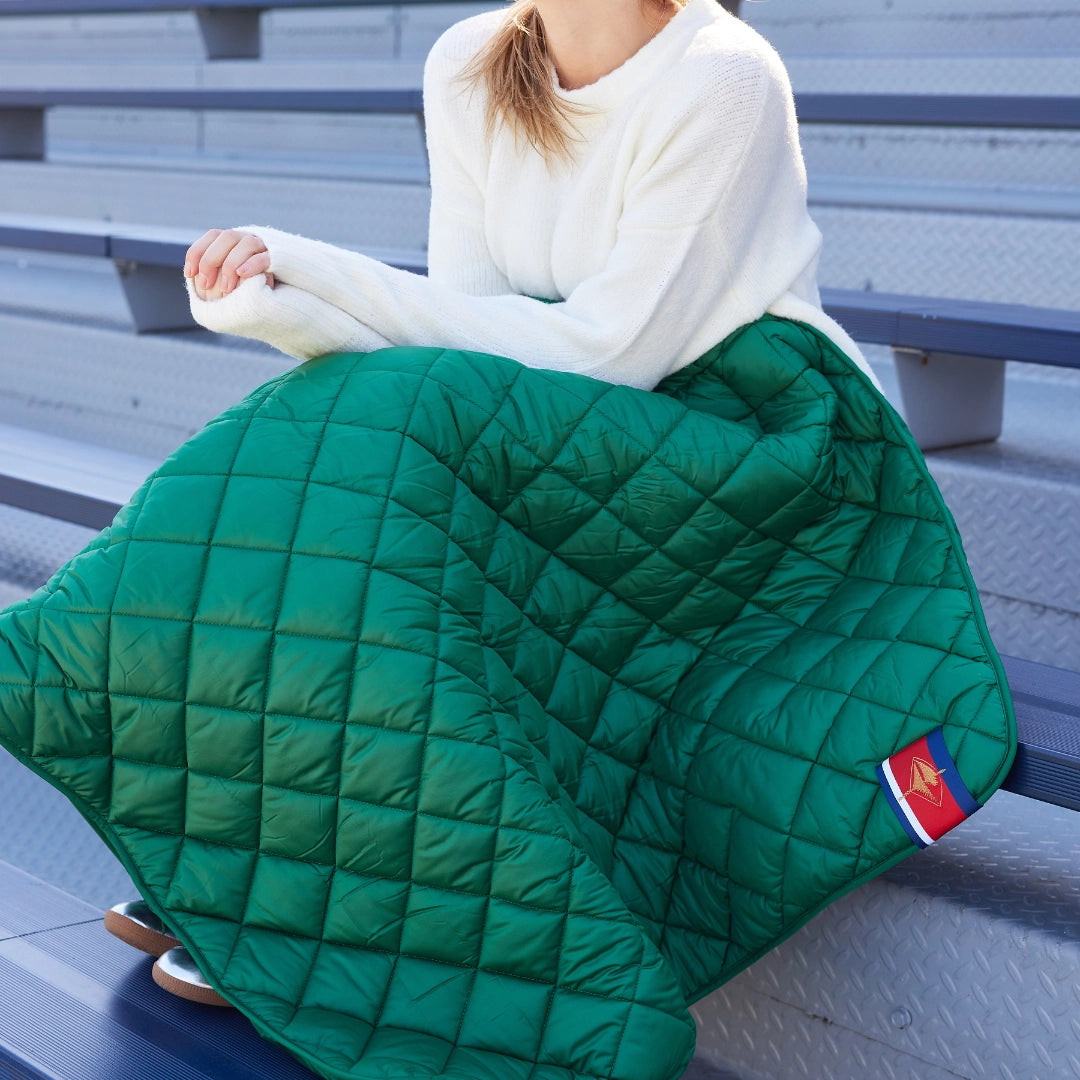 Green Waterproof Quilted Puffer Blanket