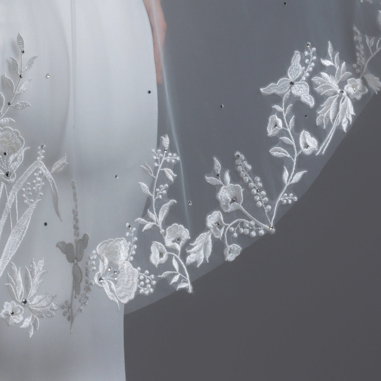 Floral Embroidered Lace Crystals Bridal Veil 42" X 60" - Ivory