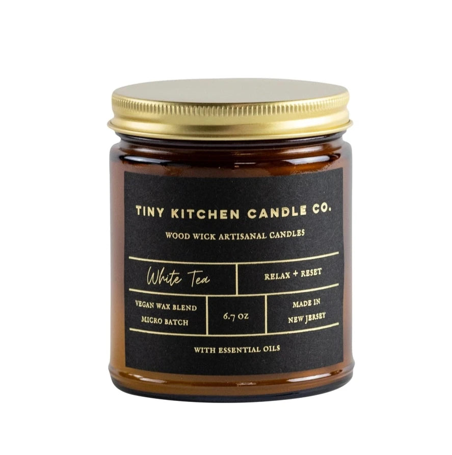 White Tea Wood Wick Candle- 8 oz.