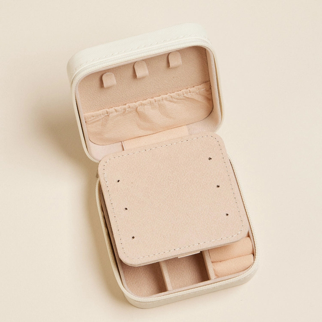 La Dolce Vita Travel Jewelry Box – Sky Blue Preorder Ships March '26