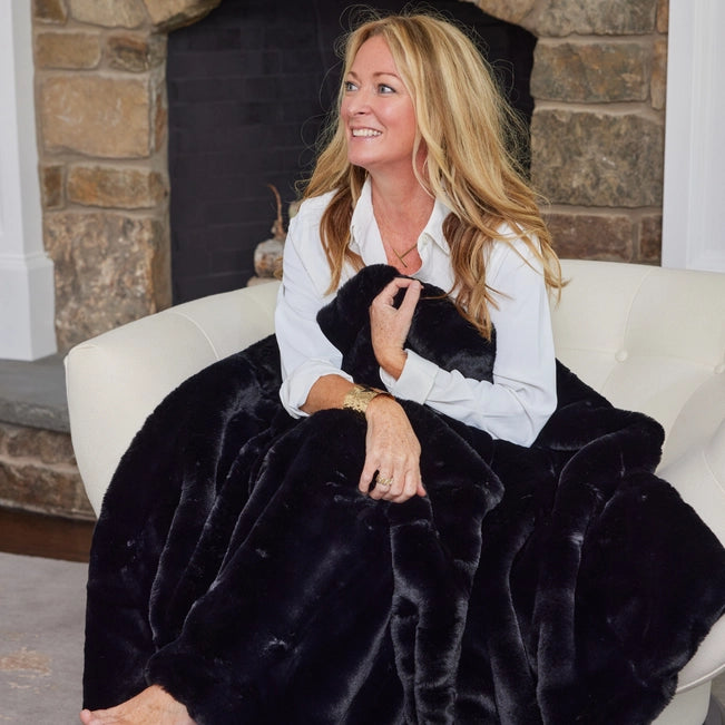 Black Luxe Faux Fur Blanket