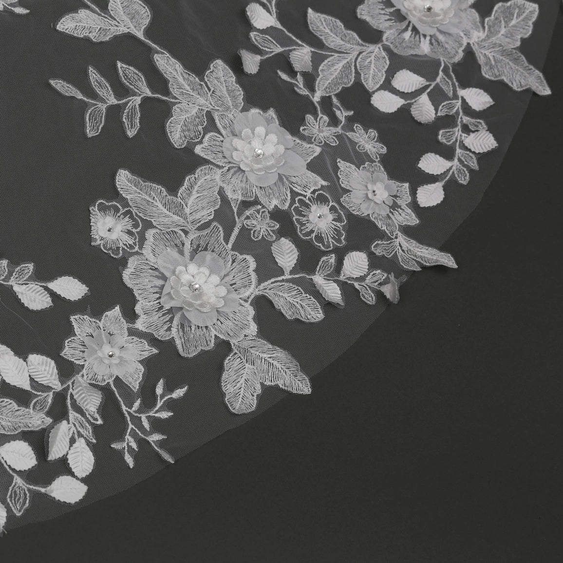 Organza Flowers Embroidered Lace Bridal Veil 120" - Ivory - NY Gift Boutique