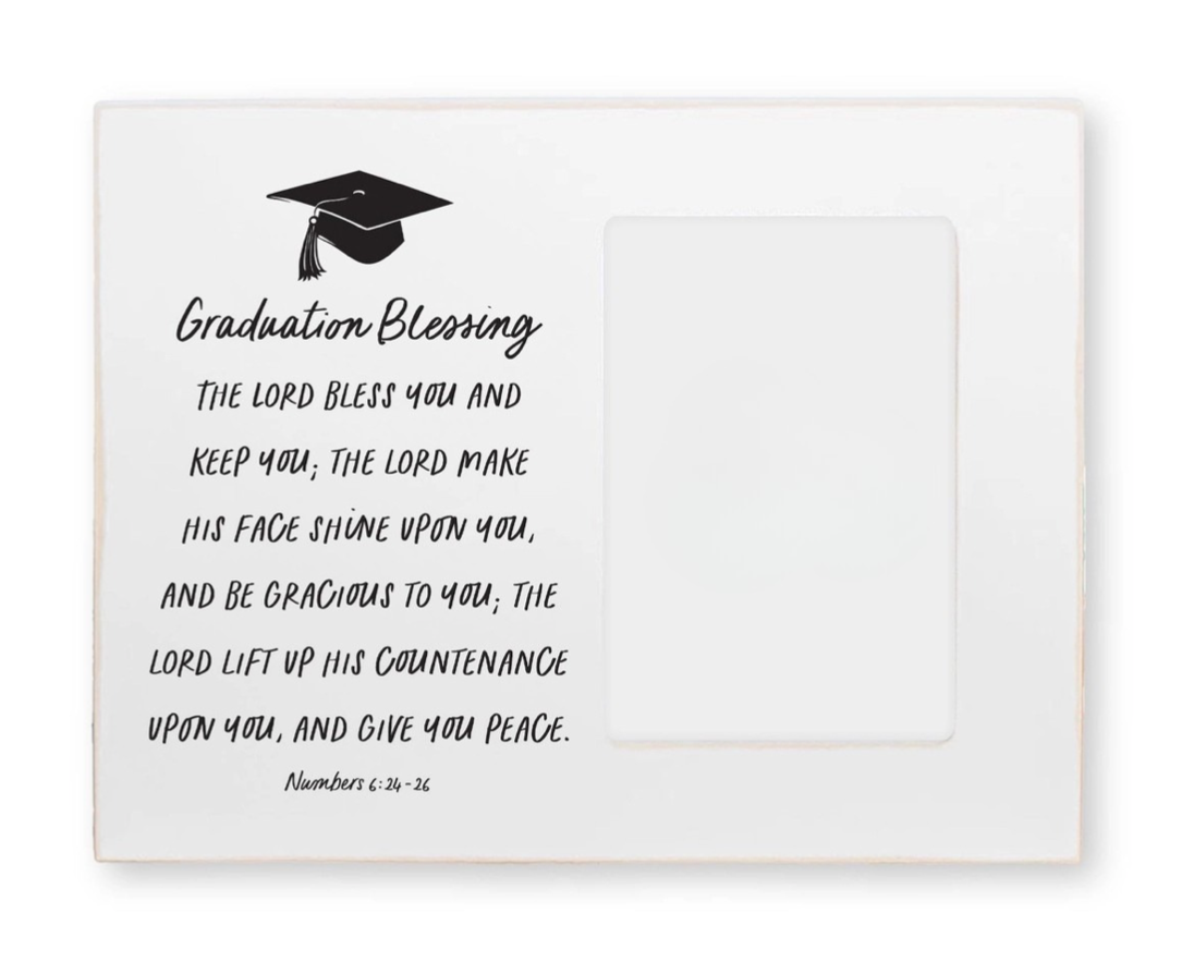 Graduation-themed card with text and a black graduation cap icon on a white background