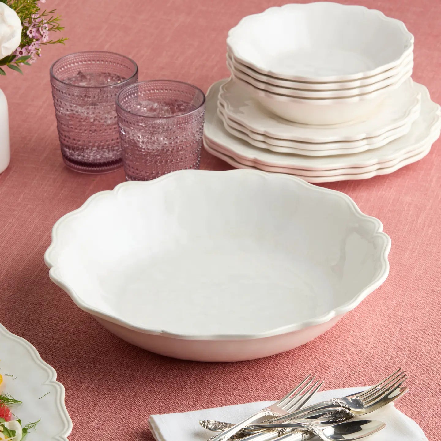 Isabella Cream Melamine Large Serving Bowl 13.75" 116 oz