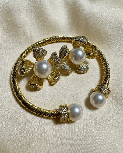 Pearl Flower Jewelry Set: Gold Hoop Earrings and Open Bracelet