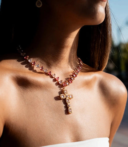 Rose Cristal Collar with Gold Cross