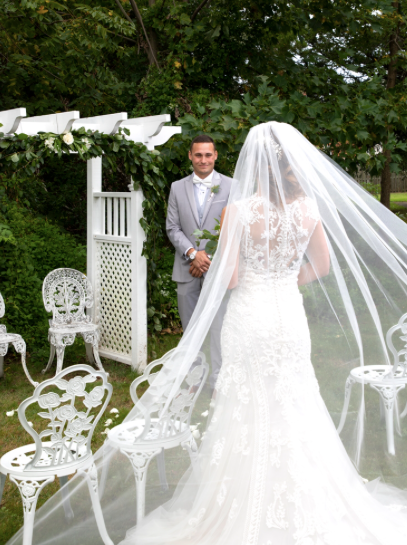 Cathedral Length One Layer Cut Edge Veil -108"