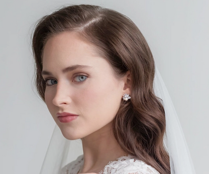 Kim Pearl Minimalist Earrings - NY Gift Boutique