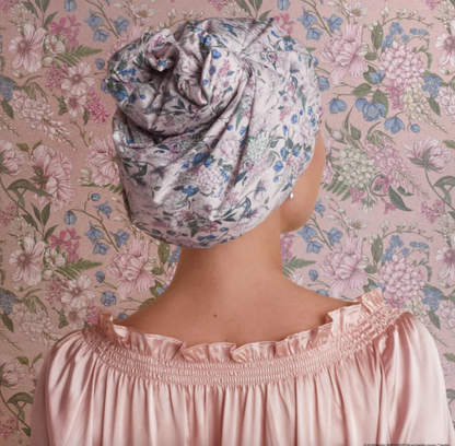 Bridgerton X Kitsch Satin-Lined Flexi Shower Cap in Wisteria - NY Gift Boutique