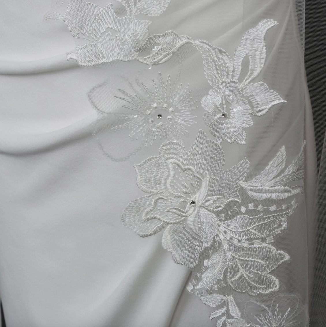 Mantilla Floral Vine Embroidered Veil Rhinestones Waltz Length