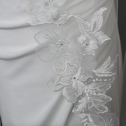 Mantilla Floral Vine Embroidered Veil Rhinestones Waltz Length