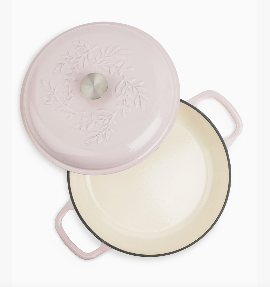 4qt Cast Iron Debossed Shallow Casserole - Pale Pink
