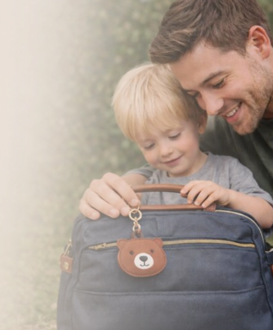 The Family Set – AirTag-Compatible Family Travel Gift Set