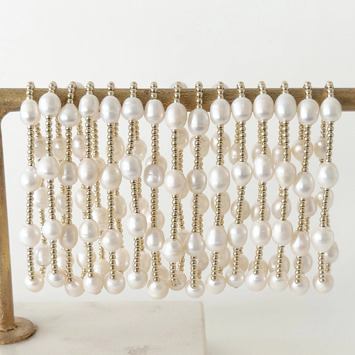 Poppy Pearl Gold Bead Bracelet