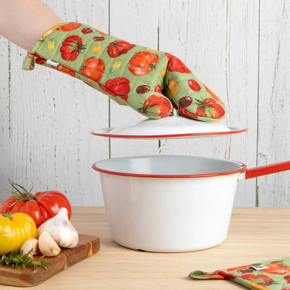 Heirloom Tomatoes Apron & Oven Mitt Bundle