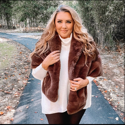 Collins Capelet - Brown