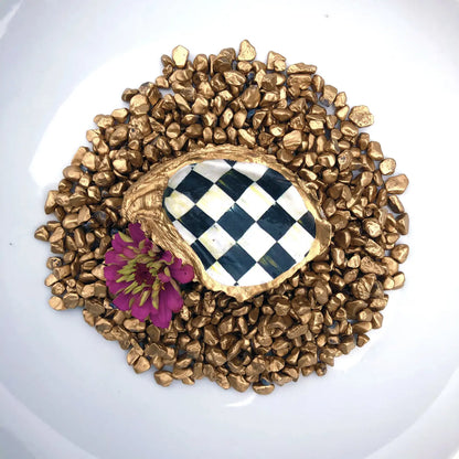 Mackenzie Check Oyster Shell Plate