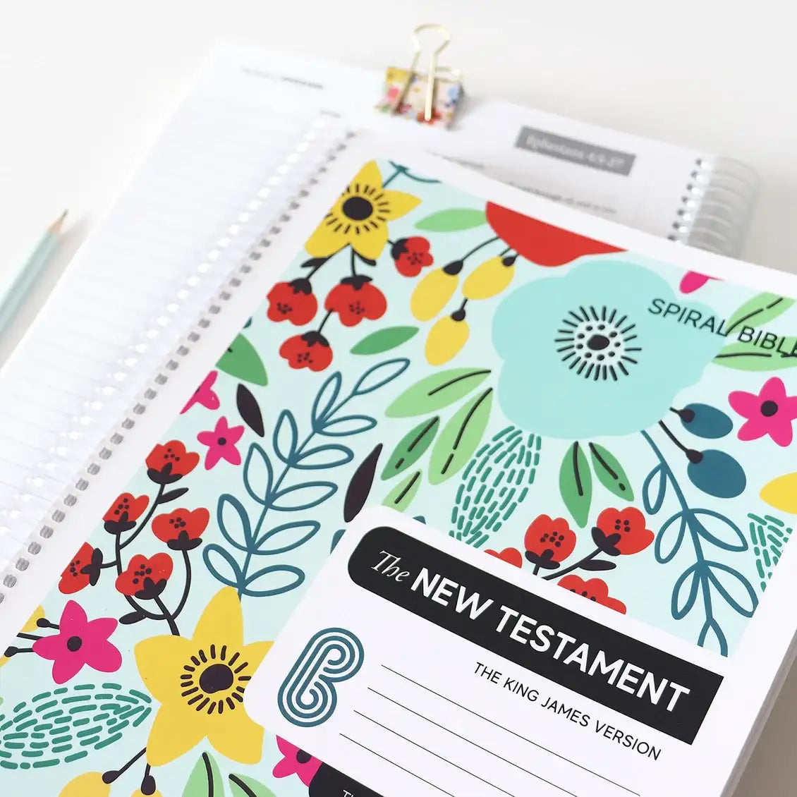 Spiral Bible™ - Kjv New Testament - Field of Flowers