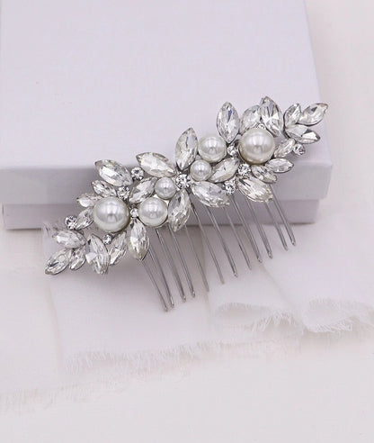 Giselle Pearl Comb