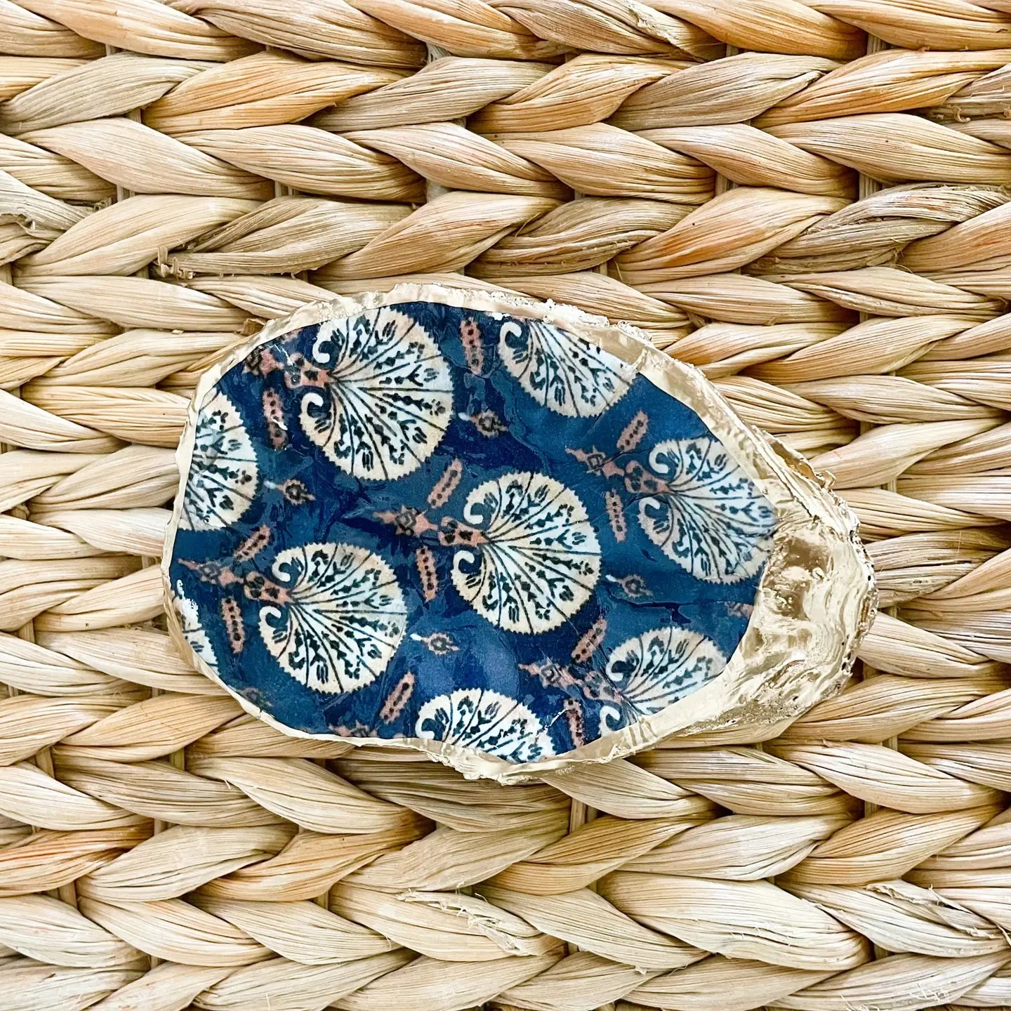 The Anna Cate Collection Oyster Shell Plate