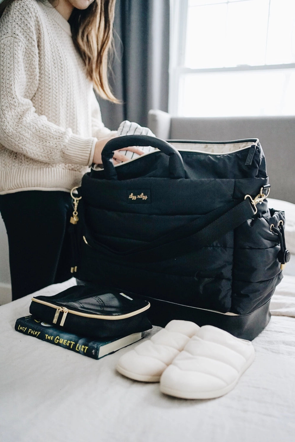 Dream Weekender™ Midnight Black Diaper Bag