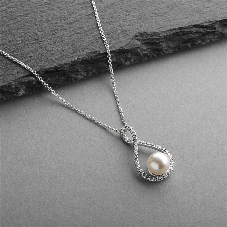 Eternity Symbol Cubic Zirconia and Pearl Necklace