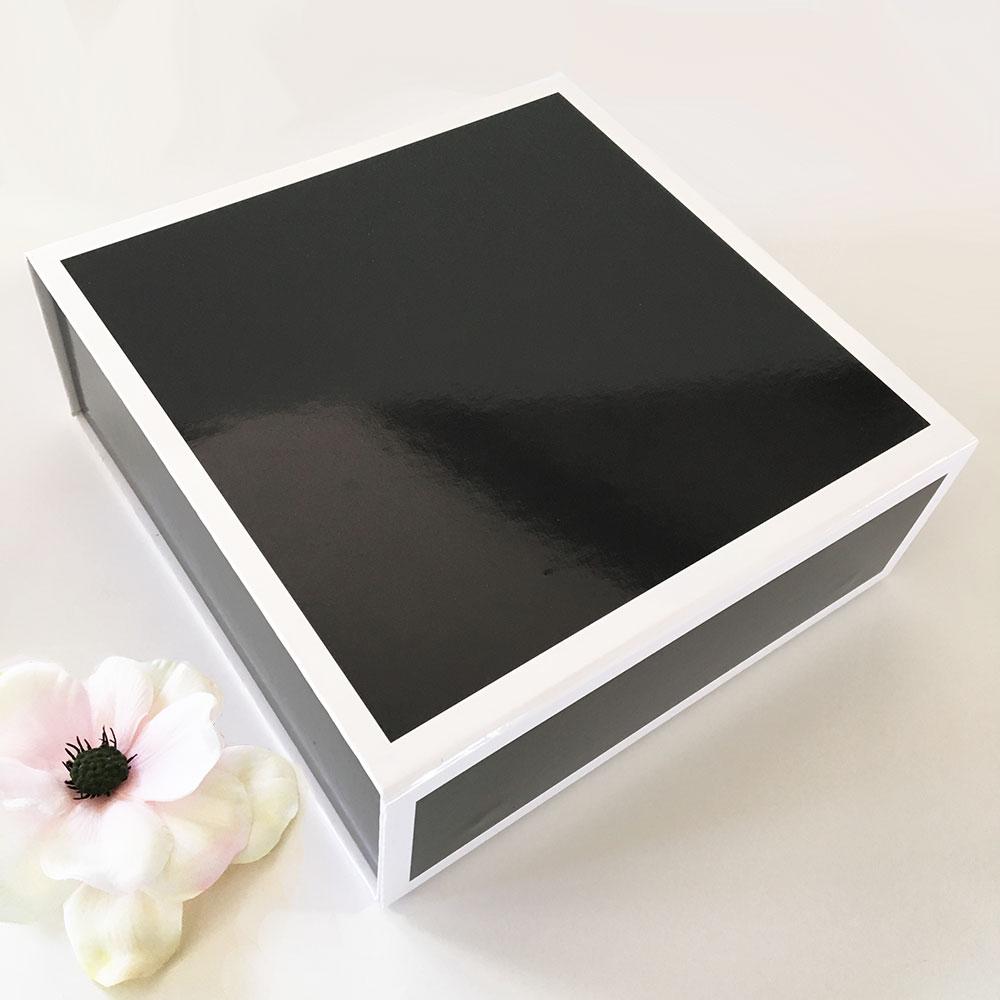 Blank Black & White Gift Boxes